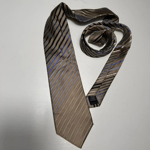 Van Heusen Other - Van Heusen Men’s 100% Silk Tie Blue, black, silver stripes